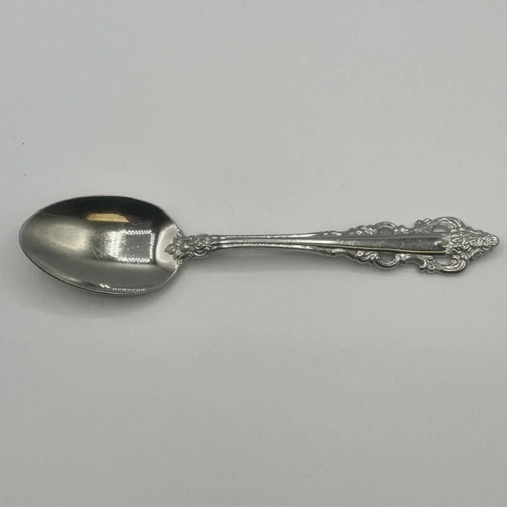 Oneida Community Affection Stainless Flatware 5 Piece Place Setting Floral